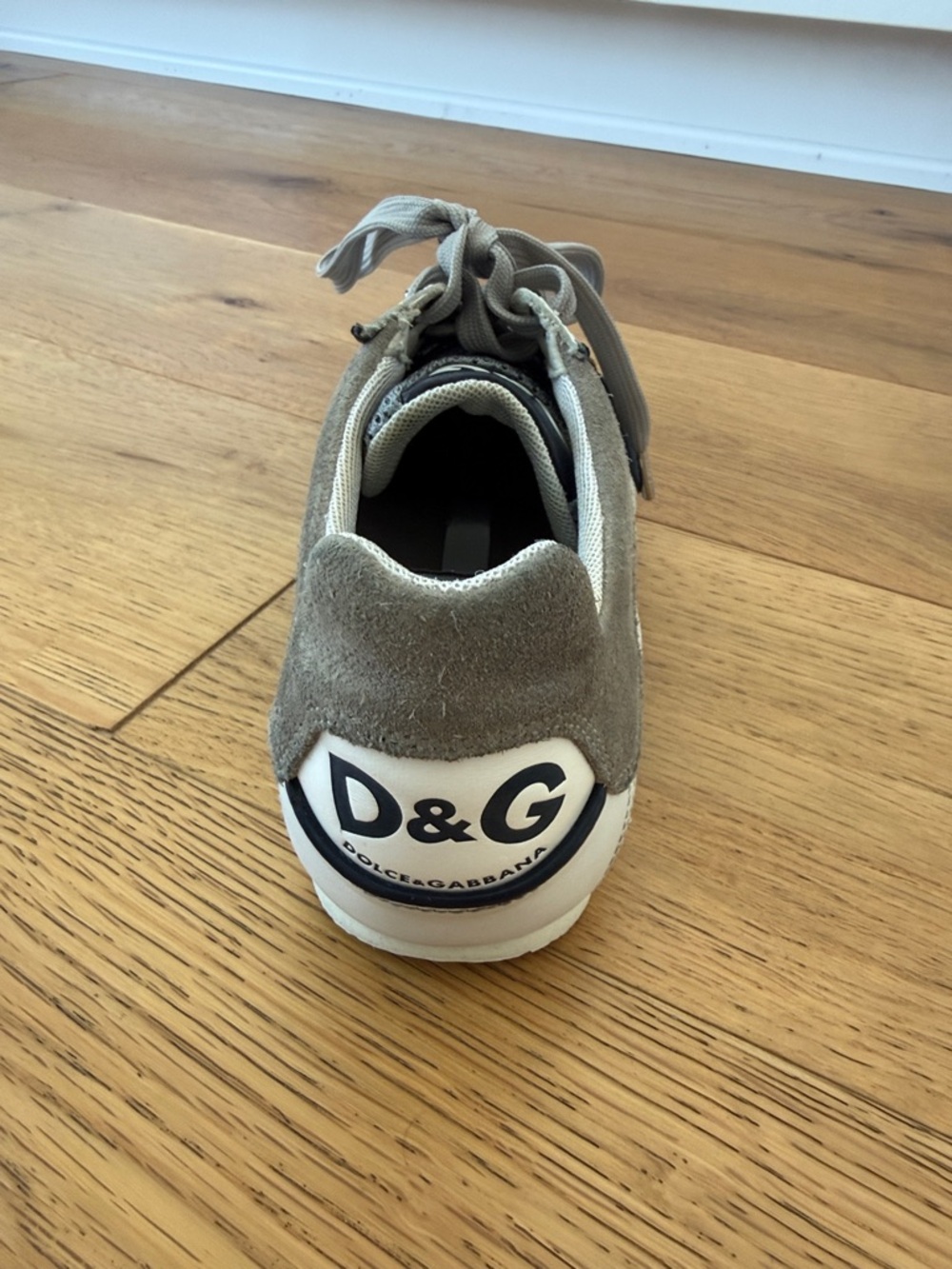 Dolce & Gabana Retro Sneakers - Picture 2 of 5